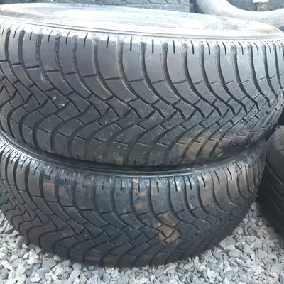 Шини вживані. Шина Falken Eurowinter HS-01 Suv 235/65-17