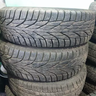 Шини вживані. Шина Kumho WinterCraft 205/70-15